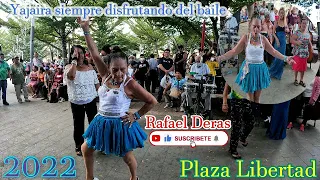 Yajaira siempre disfrutando del baile en Plaza Libertad #baile #2022 #yajaira