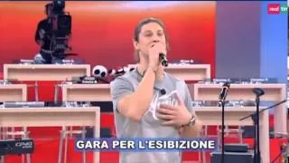 Nick Casciaro canta "Lucky Man" dei Verve ad Amici 13