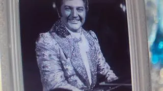 MOV03725 ((  Liberace's " Foundation  " will be ))