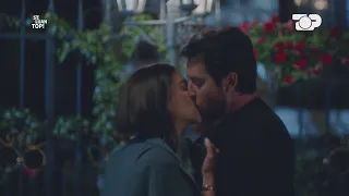 Çfarë i tha Ledri Sarës për puthjen në filmin "Në kuadër të dashurisë" - S'e Luan Topi