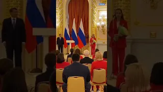 Путин подарил гимнастке Авериной авто за 4 место на Олимпиаде. Видео