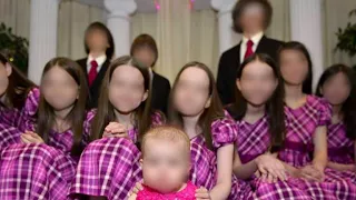 California parents accused of holding 13 children captive