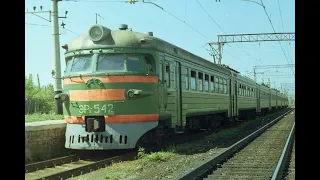 Устройство и работа электропоезда ЭР2/Device and operation of the ER2 electric train.