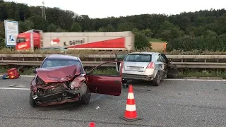 Unfall mit fünf Verletzten auf der A81 Richtung Heilbronn