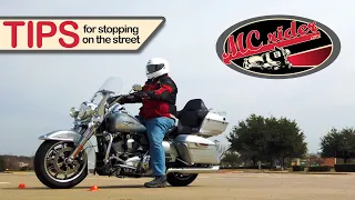 4 Tips for stopping a motorcycle on the streets
