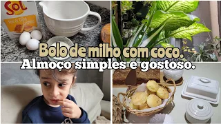 MOMENTOS EM FAMILIA. BOLO DE MILHO COM COCO E ALMOÇO SIMPLES E GOSTOSO.