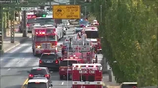 [Traffic Camera] Large Seattle Fire water rescue response