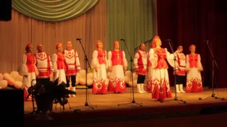 «Дай бог, мира и счастья России» вокальный ансамбль районного Дома культуры