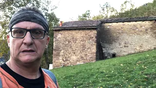 Ho mollato tutto e vivo in una baita nel bosco !