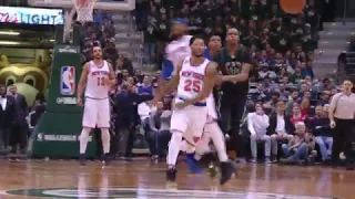 D-Rose with the Crafty Tap Assist for Porzingis Slam | 01.06.17