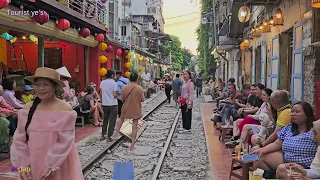 【4K】Hanoi Train Street, Vietnam: A unique journey through time