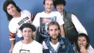 Mike And The Mechanics- All I Need Is A Miracle (1985)