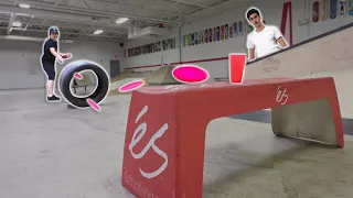 EPIC FRISBEE TRICK SHOTS!