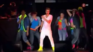 Justin Bieber - Somebody To Love Live 2012 in Zócalo Ciudad, Mexico