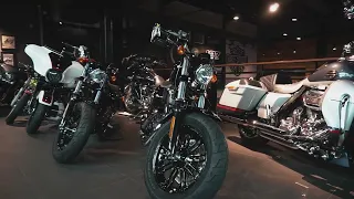 เดินชมศูนย์ HARLEY-DAVIDSON® ที่มีรถสต็อกเยอะสุดในไทย!