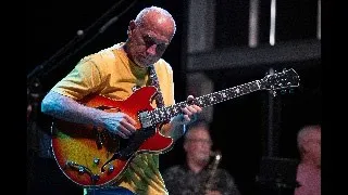 Larry Carlton on working with Steely Dan
