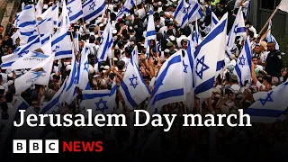 Israeli nationalists march for Jerusalem Day - BBC News