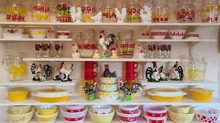 VINTAGE KITCHEN & DINING TOUR | Pyrex, 50's Glassware, Milk Glass, Ceramics +Roosters Hens Chickens!