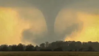 April 2, 2006 Wynne, Arkansas Tornado Storm Chase