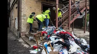 Днепрянка 5 лет копила вонючий мусор в своем жилище