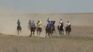 2018 жылғы 15 сәуірді Алматы облысы, Ақши жайлауында өткен құнан бәйге.