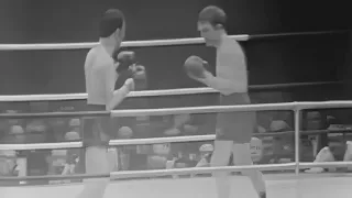 CLASSIC FIGHT: Alan Rudkin v Walter Mcgowan II - Highlights