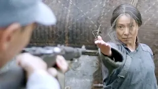 [Anti-Japanese Kung Fu Film] An elderly lady is actually a kung fu master,wiping out her enemies