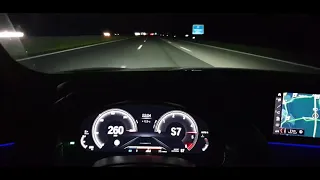 BMW M550d touring G31, 400 PS, 260 km/h by night, cruising Autobahn vmax