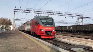 Электропоезд ЭП3Д-0076 №6366 Спасск-Владивосток отправляется со станции Спасск