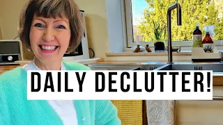Daily Decluttering 2023! Flylady Zone 2, minimalism, hygge home! 9