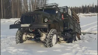 Зимник на Чумикан. Дизельные ЗИЛ-131 и ГАЗ-66 в -50 градусов. 01.01.2024 г.