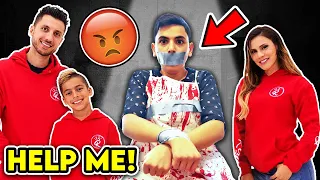 I GOT KIDNAPPED BY THE ROYALTY FAMILY!! **HELP ME!**