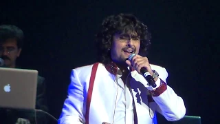 Amazing Medley Songs Hum Hain Rahi Pyar Ke - Sonu Nigam Live Performance