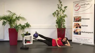 ÜBUNGEN MIT DEM PILATES-BALL - Übung 5