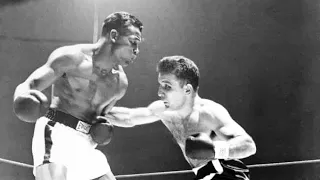 Jake LaMotta vs Sugar Ray Robinson 6 // "St. Valentine's Day Massacre" (Highlights)