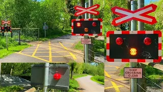 Miniature Open Crossing at Echills Wood Railway 'Lay By' Level Crossing, Warwickshire