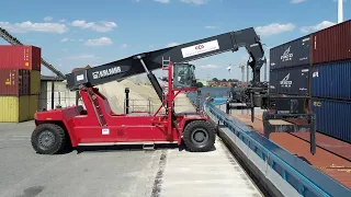 Bargehandler-Reachstacker Kalmar DRG450-92S5HCXS