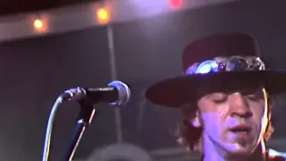 Stevie Ray Vaughan & Double Trouble - Love Struck Baby (Live at Montreux 1982)