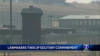 Lawmakers take up solitary confinement