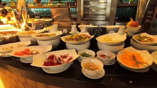 🇲🇻 MALDIVES - Lunch buffet at Grand Centara Hotel, Maldives