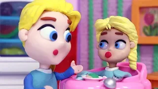 DibusYmas Baby Elsa lunch time 💕Superhero Play Doh Stop motion cartoons