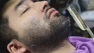 💈ASMR|The man's beard is too hard, shaving on the way to change the three razor, 👨 20 years younger!