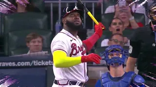 Marcell Ozuna knocks a game tying home run