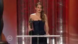 Jennifer Lawrence wins "Outstanding Female Actor in a Leading Role" @ SAG Awards 2013