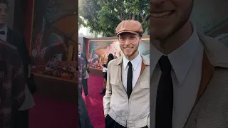 VIRAL RUBIK's CUBE BAE FROM TIKTOK and I chat on the WONKA red carpet