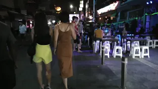 ONE NIGHT IN KHAOSAN ROAD AFTER COVID19 2020 *Not Many Foreigners - Bangkok, Thailand 🇹🇭 ถนนข้าวสาร