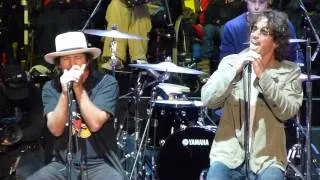 FINAL LIVE PERFORMANCE OF HUNGER STRIKE w/ Chris Cornell + Eddie Vedder, Temple of the Dog, 10/26/14