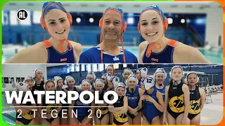 2 tegen 20 Waterpolo | Lukt het de meiden om de 2 kampioenen te verslaan? | Zappsport