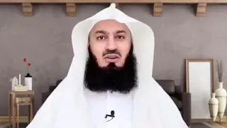 Mufti Menk~Ruling on hanging pics on walls.