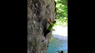 Troubled Waters V4 - Englishman River Boulders, Revelstoke, BC